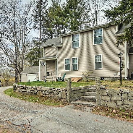 Remodeled Farmhouse In Waterford Near 2 Beaches! Buitenkant foto