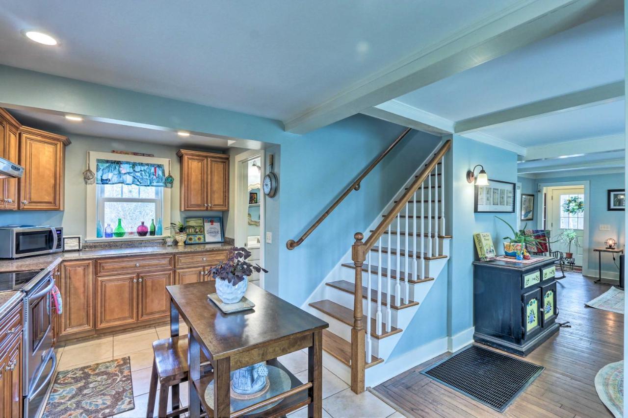 Remodeled Farmhouse In Waterford Near 2 Beaches! Buitenkant foto