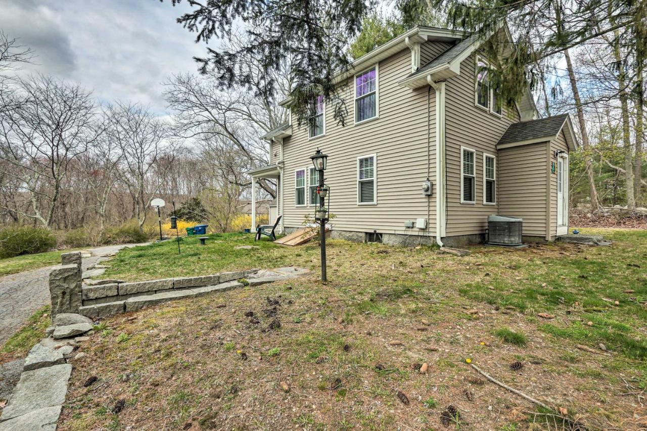 Remodeled Farmhouse In Waterford Near 2 Beaches! Buitenkant foto